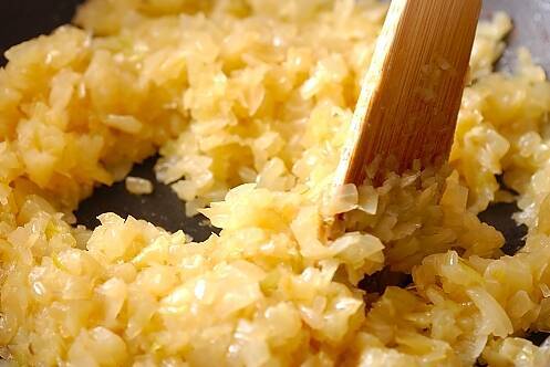 コク旨！半熟卵のせドライカレーの作り方の手順6