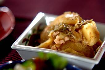 新ジャガと刻み昆布のそぼろ煮