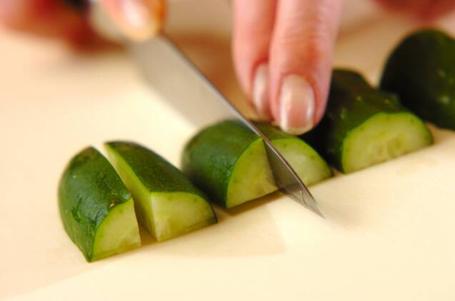 キュウリの旨みしょうゆ漬けの作り方の手順1