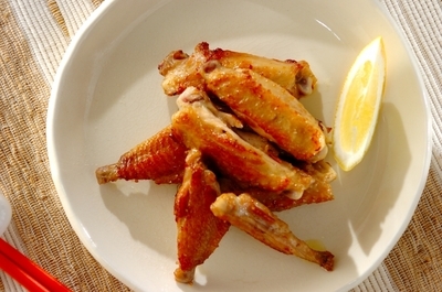 鶏手羽中のピリ辛ガーリック焼き レシピ 作り方 E レシピ 料理のプロが作る簡単レシピ