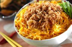 お箸が止まらない定番丼！鶏そぼろ丼 by 杉本 亜希子さん