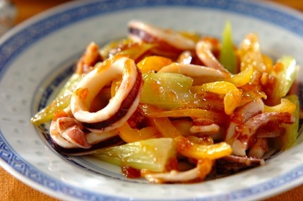 イカとセロリのオイスターソース炒め