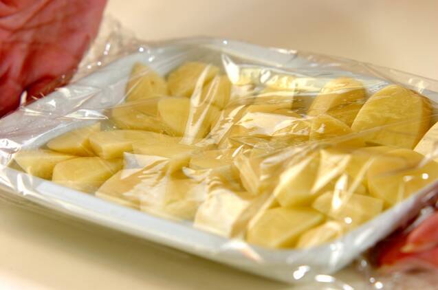 ポテトとベーコンの前菜の作り方の手順2