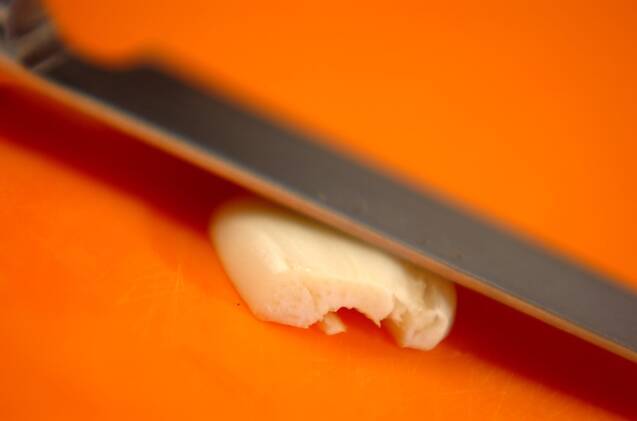 彩りパプリカのガーリックソテーの作り方の手順1