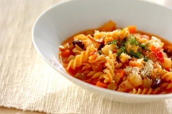 パスタ入りミネストローネ