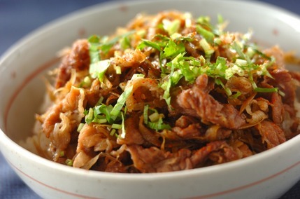 豚肉とゴボウのしぐれ丼