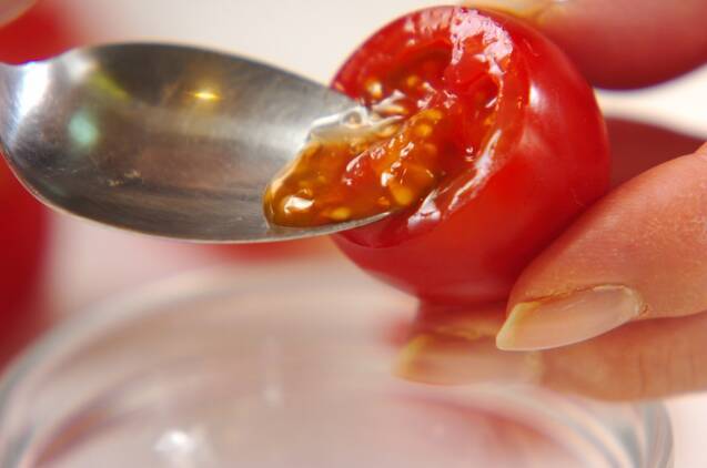 トマトサンタの作り方の手順1