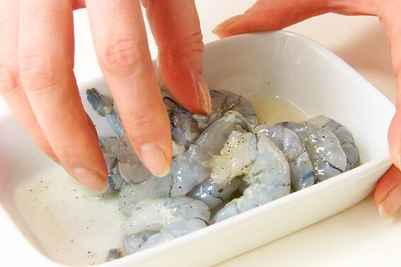 中華風エビの天ぷらの作り方の手順1