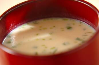 豆腐のすり流しみそ汁