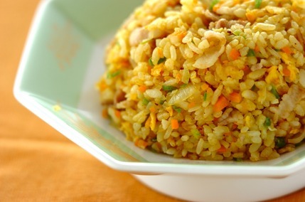 簡単パラパラ！絶品カレーチャーハン by 西川 綾さん