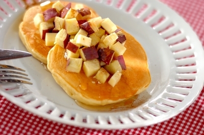 サツマイモのパンケーキ レシピ 作り方 E レシピ 料理のプロが作る簡単レシピ