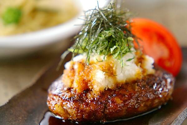 ゴボウ入りハンバーグ