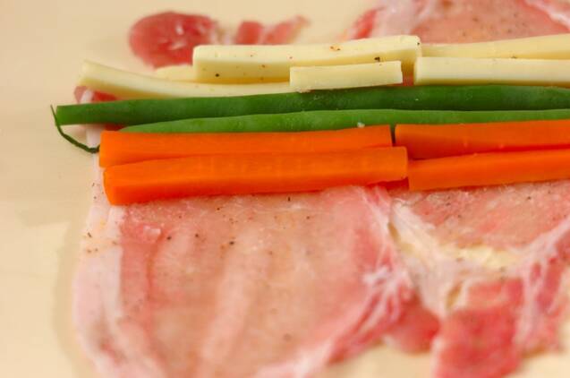 野菜の豚肉巻きの作り方の手順3