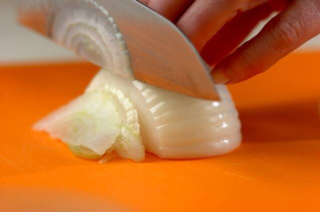 オニオンスライスサラダの作り方の手順1