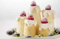 フライパンでできる！聖なる夜のホワイトキャンドルケーキ