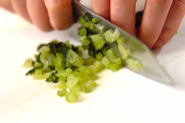 野沢菜の混ぜご飯の作り方の手順1