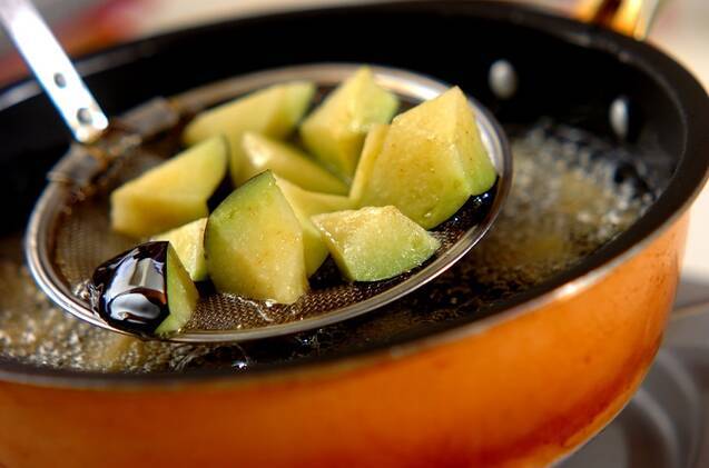 ナスの炒め物の作り方の手順1