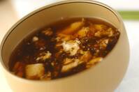 もずくと豆腐のスープ