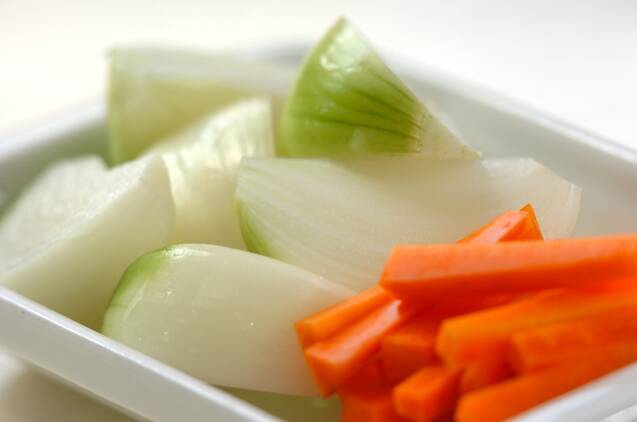 いろいろ野菜のくったり煮の作り方の手順1