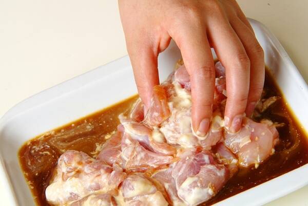 鶏の唐揚げ＋大学芋の作り方の手順1