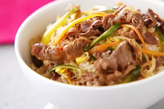 ビビンバ風混ぜご飯 レシピ 作り方 E レシピ 料理のプロが作る簡単レシピ