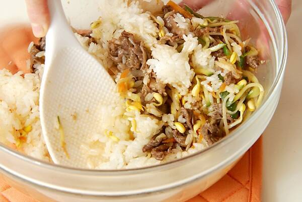 ビビンバ風混ぜご飯の作り方の手順10