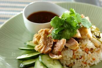 カオマンガイ風鶏の炊き込みご飯