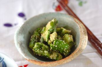 キュウリのゴマ和え