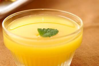 ぷるぷるオレンジゼリー