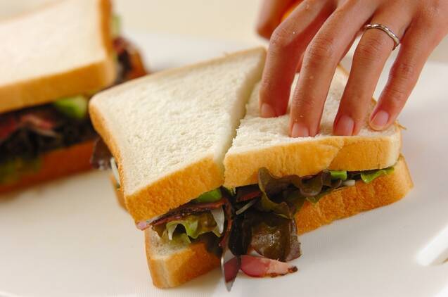 アボカドパストラミサンドの作り方の手順5