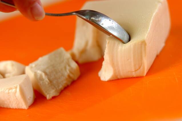 ほろほろ豆腐のおみそ汁の作り方の手順1