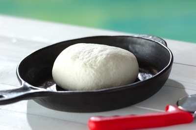 米粉入りピザ生地 レシピ 作り方 E レシピ 料理のプロが作る簡単レシピ