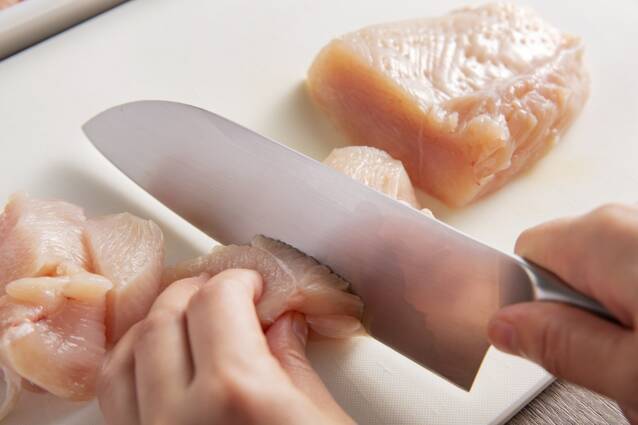 柔らかい！鶏むね肉の唐揚げ ご飯がすすむの作り方の手順1