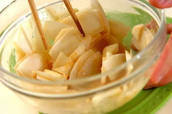 ウドといったらコレ！定番ウドの酢みそ和えの作り方2