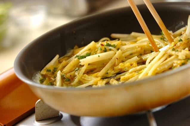 パセリたっぷりスペイン風オムレツの作り方の手順3