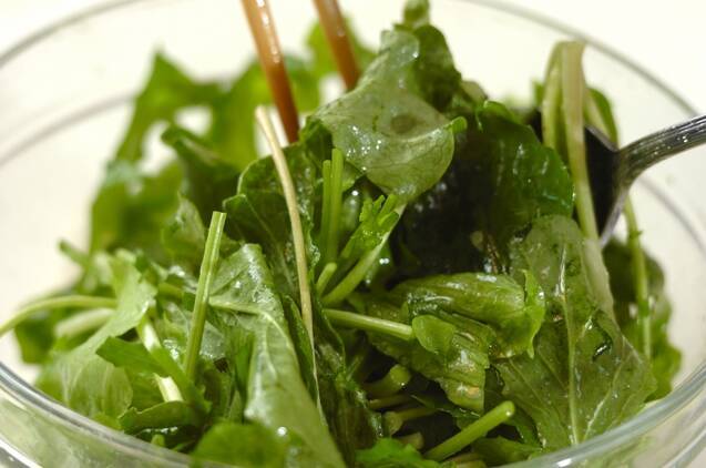 ルッコラのサラダの作り方の手順2