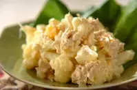 蒸しカリフラワーのサラダ