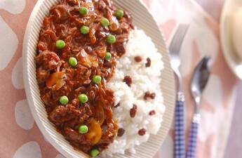 昔ながらの定番ハヤシライス