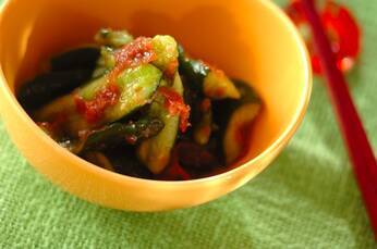 キュウリの梅肉和え