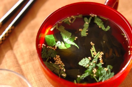 ワカメスープ