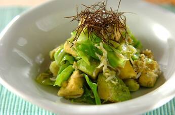 春キャベツとアボカドのナムル