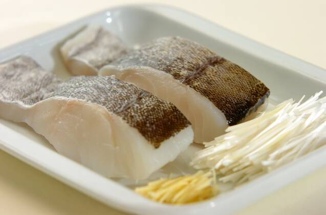 タラの中華蒸しの献立の作り方の手順1