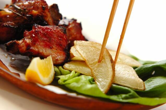 骨付き豚バラ肉のペッパー焼きの作り方の手順8