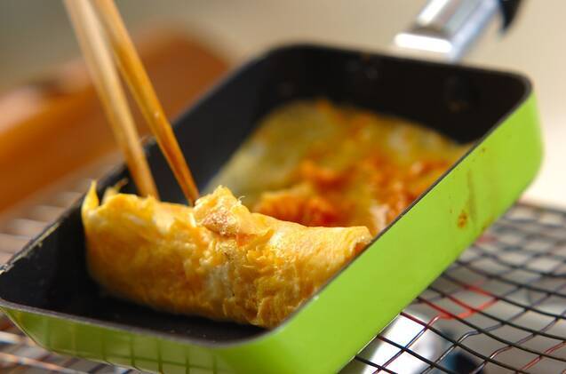 鮭とチーズの卵焼きの作り方の手順2