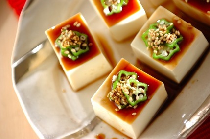 自家製出汁じょうゆの冷奴