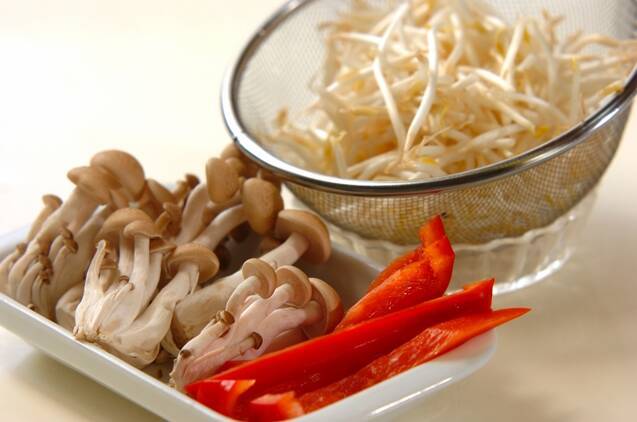 野菜炒めの作り方の手順2