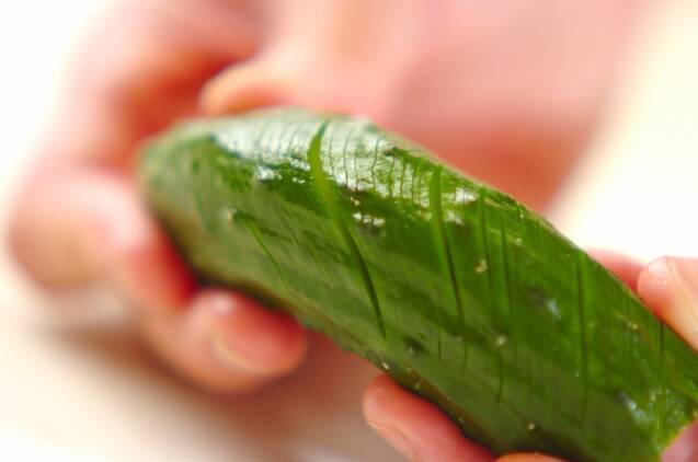 キュウリとタコの酢の物の作り方の手順1