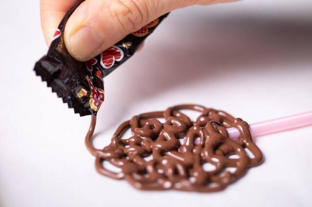 【初級】レースポップチョコの作り方の手順3