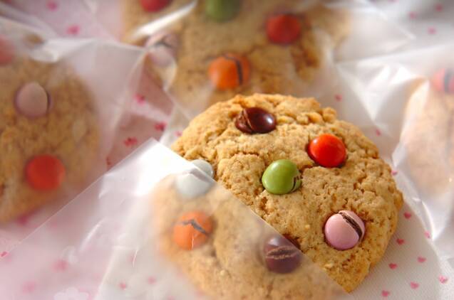 大きなカラフルチョコクッキー