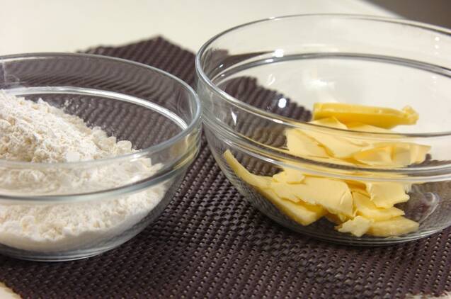 大きなカラフルチョコクッキーの作り方の手順1